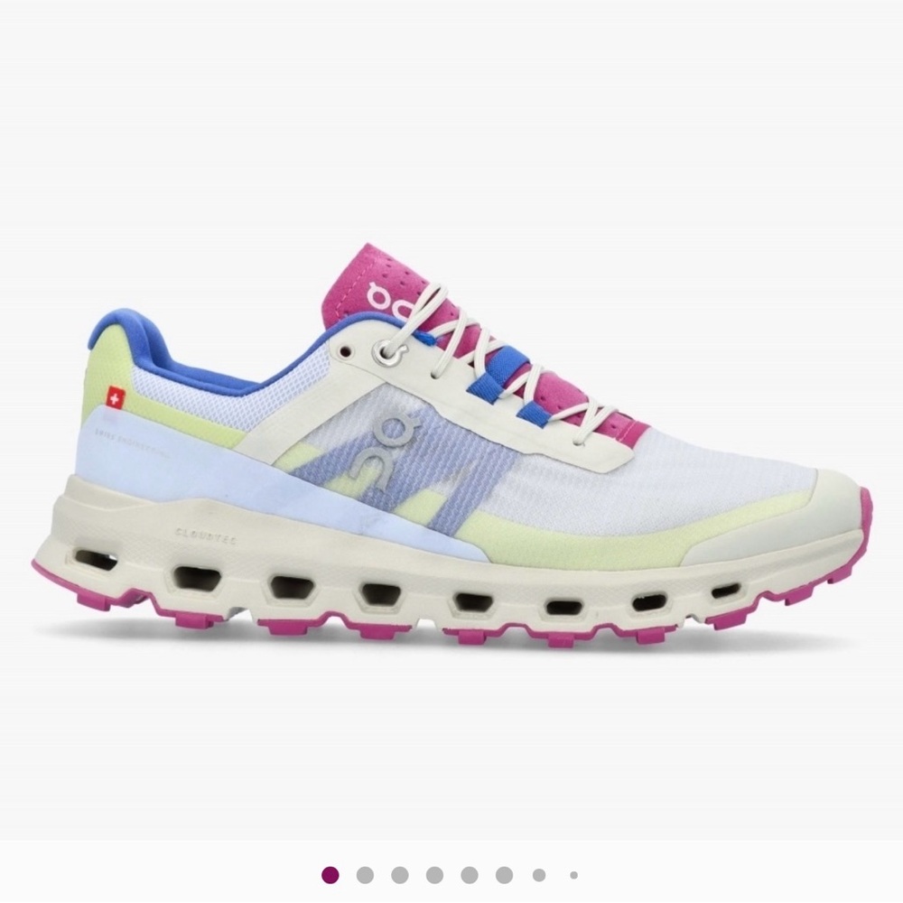 Women's On Cloudvista Trail Running Shoes in Heather/Rhubarb Size 7